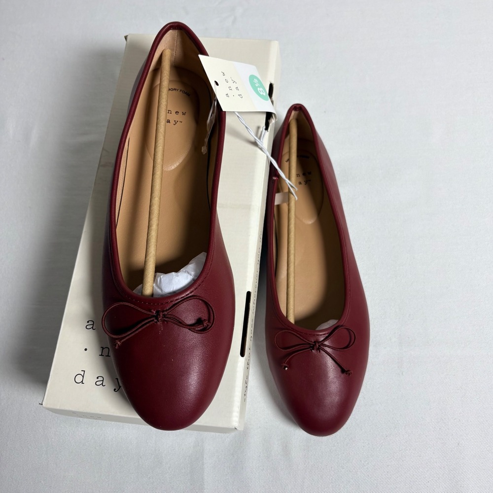 A New Day Matilda Ballet Flats 8.5 Burgundy NEW Memory Foam Bow Round Toe Flat